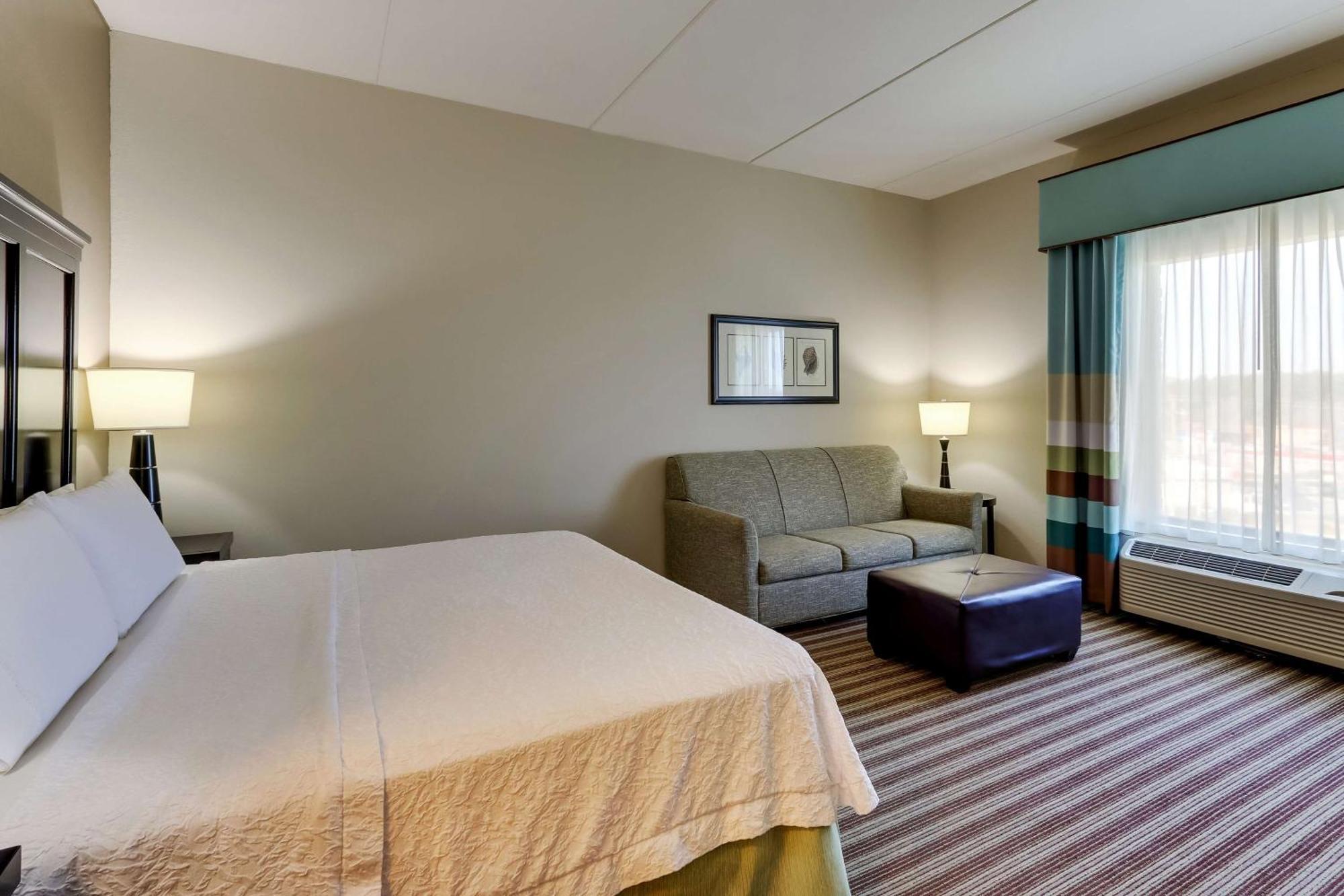 Hampton And Near Camp Lejeune 3*