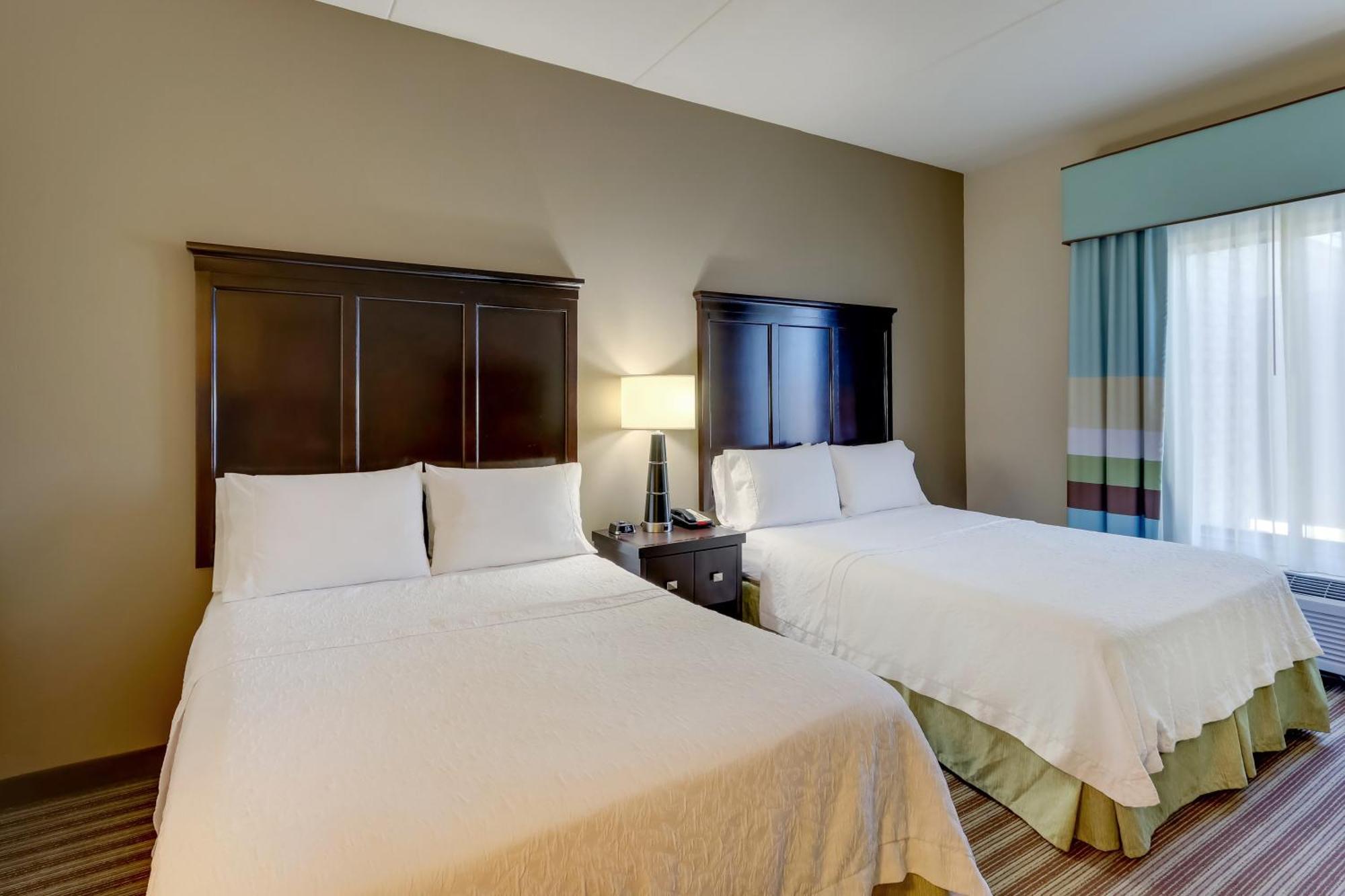 Hotel Hampton And Near Camp Lejeune 3*